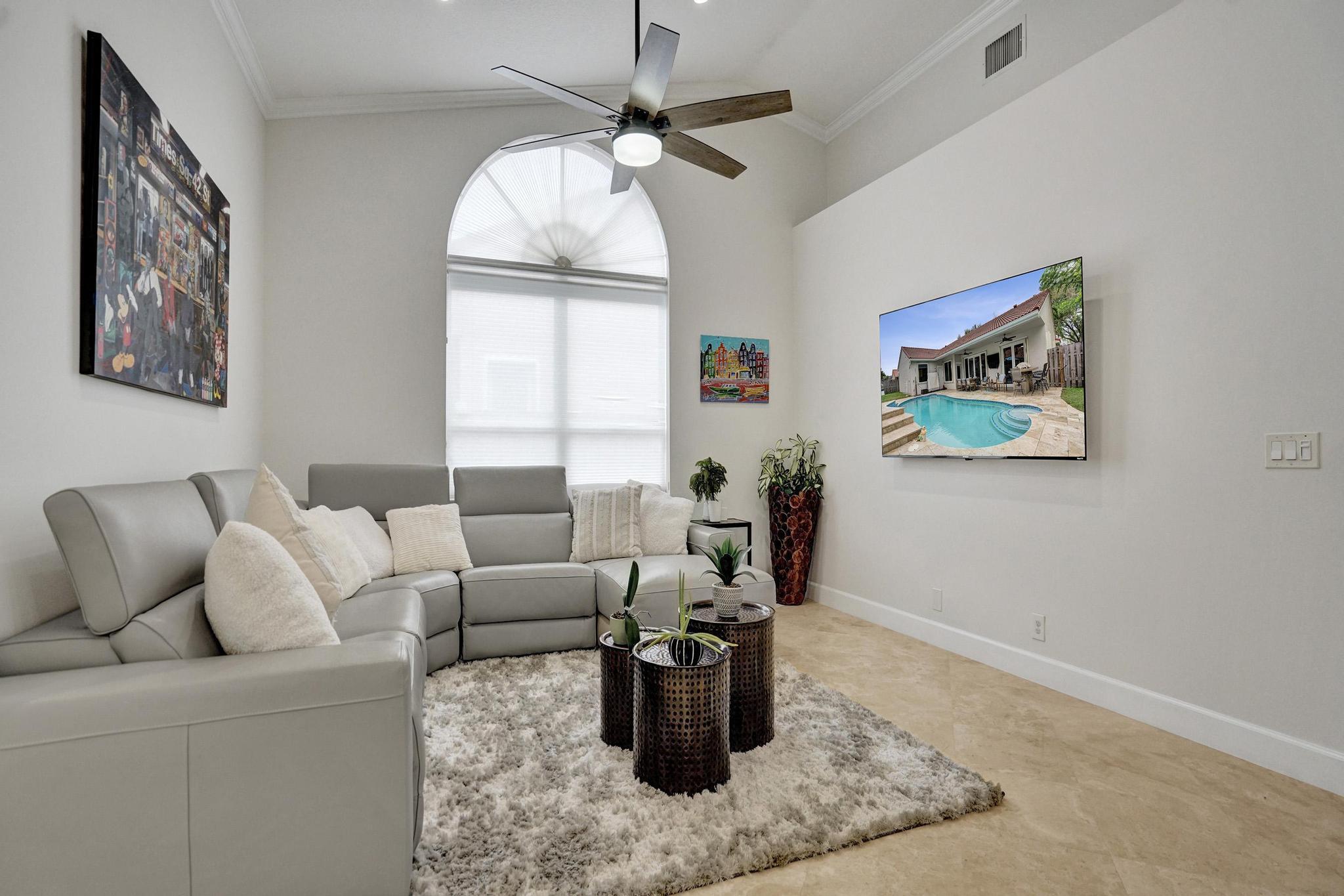 EMBASSY LAKES PHASE II - Residential