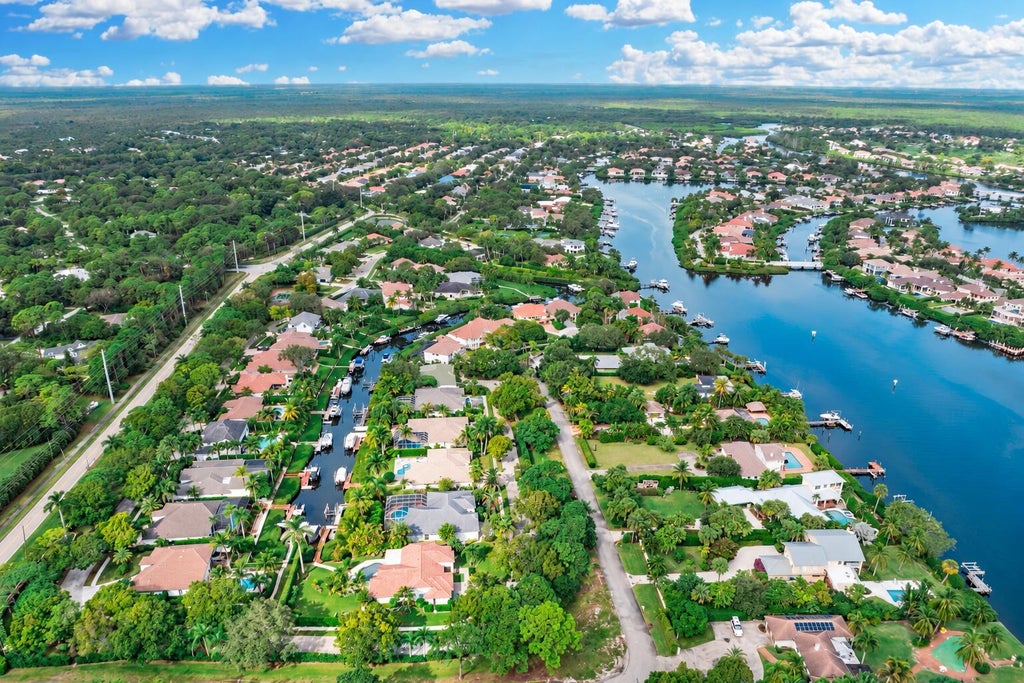 Photo of 19874 LOXAHATCHEE POINTE Drive, Jupiter, FL 33458 (MLS # B26092736)