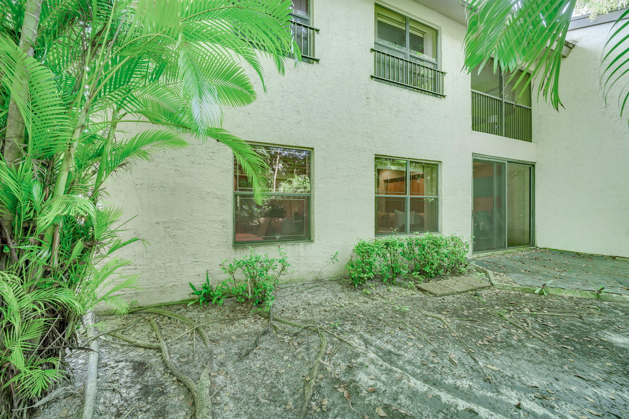 POND APPLE PLACE III - Residential