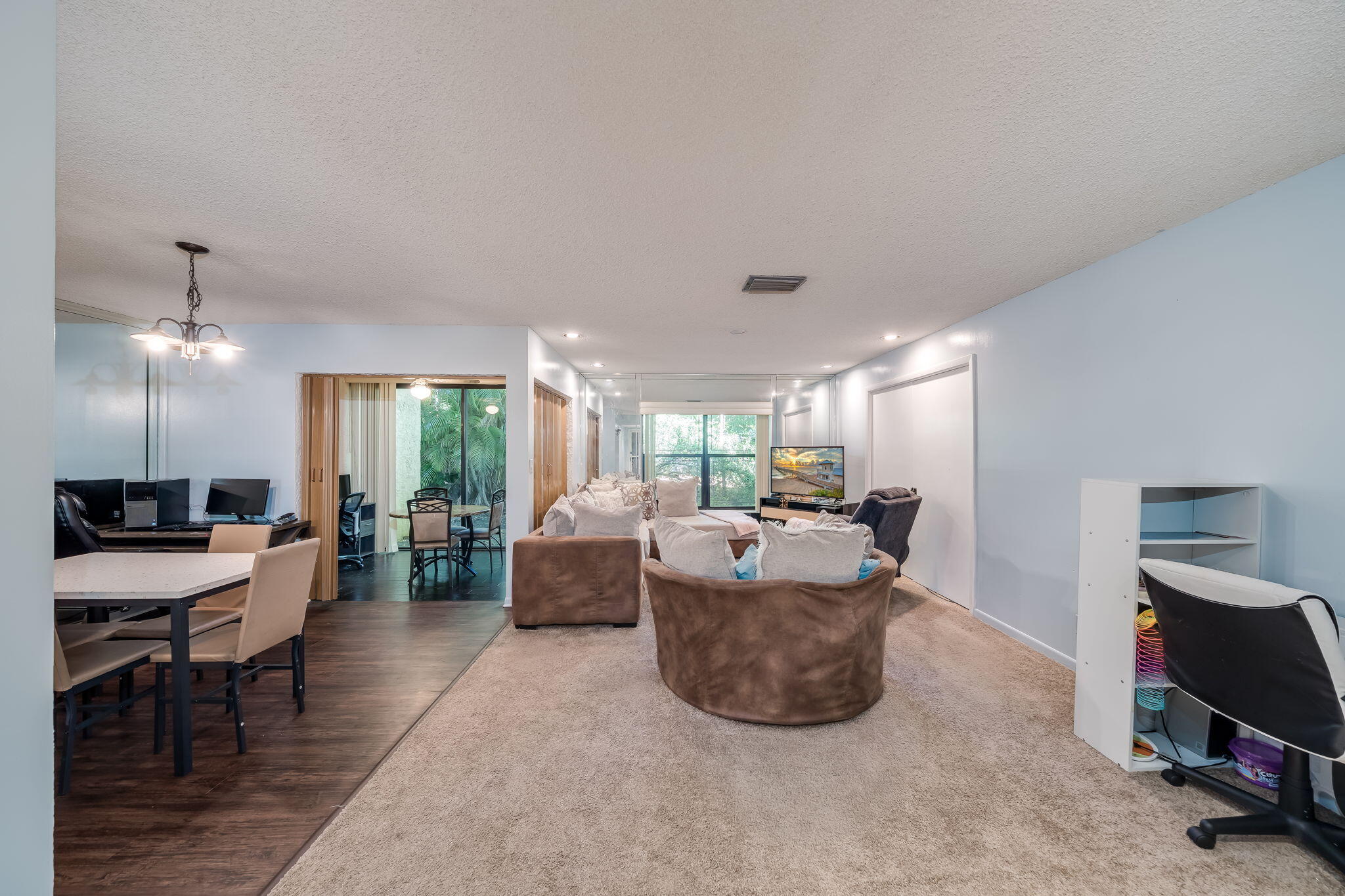 POND APPLE PLACE III - Residential