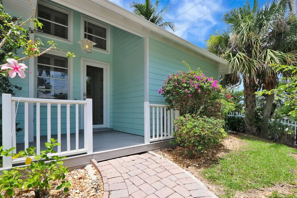 Photo of 401 Seaside Lane, Juno Beach, FL 33408 (MLS # R10642532)