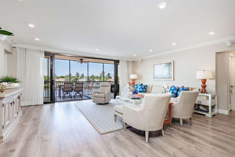 ANCHORAGE NORTH AT JONATH - Residential