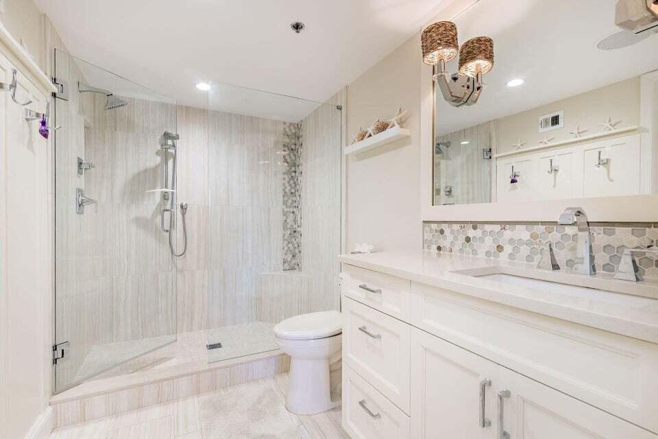 ANCHORAGE NORTH AT JONATH - Residential