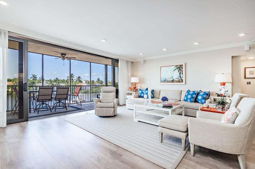 ANCHORAGE NORTH AT JONATH - Residential