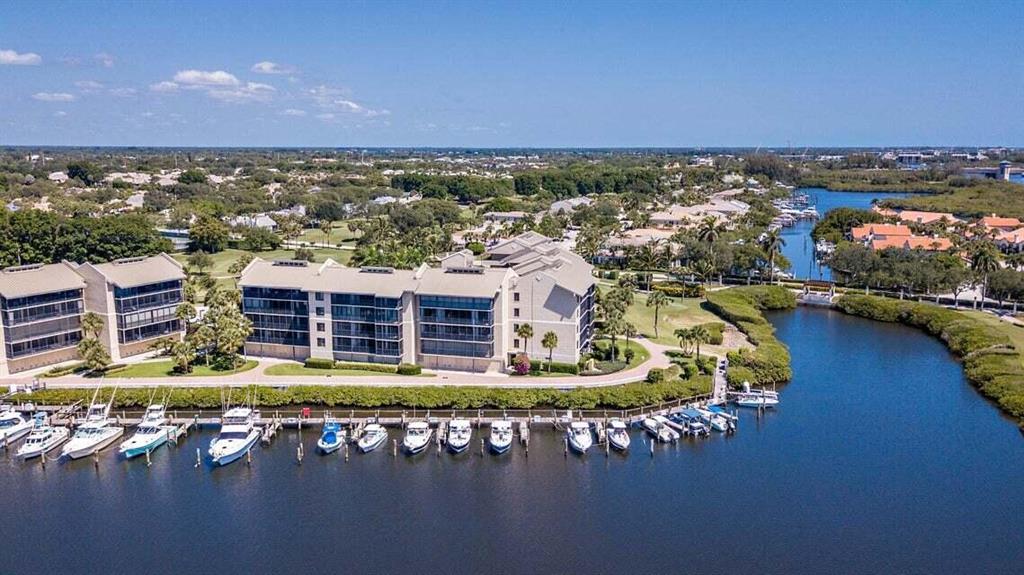 ANCHORAGE NORTH AT JONATH - Residential