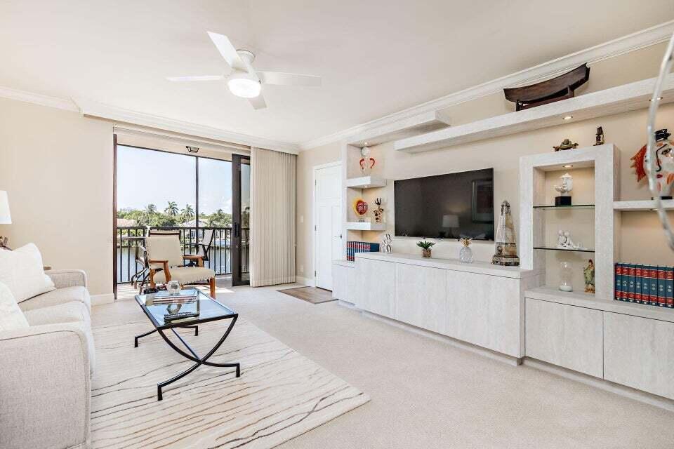 ANCHORAGE NORTH AT JONATH - Residential