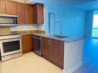 CASA COSTA CONDO - Residential Lease