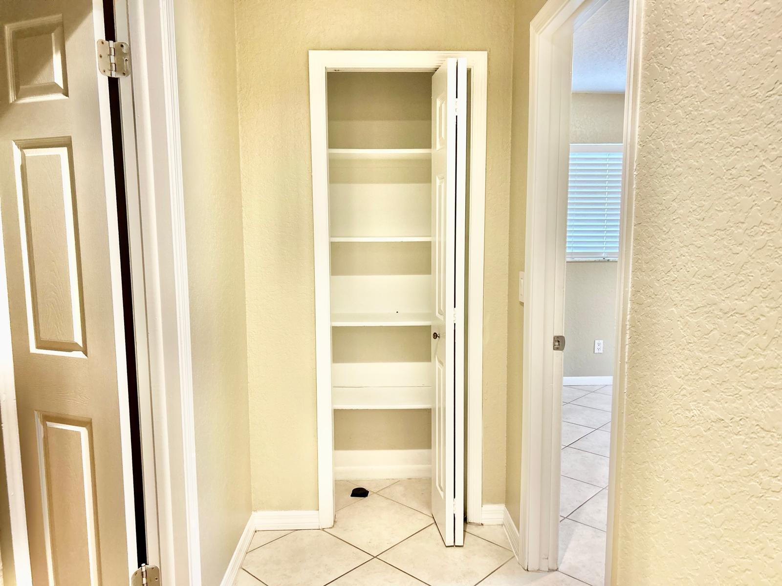 SHADOW WOOD - Residential