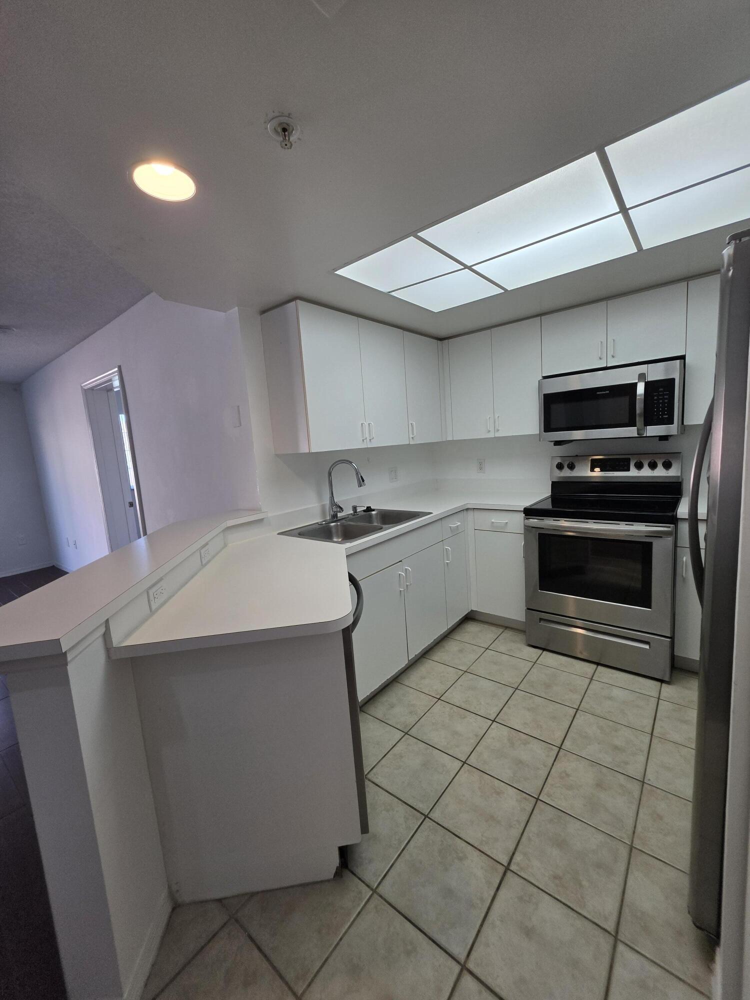 GRAND ISLES CONDO - Residential Lease