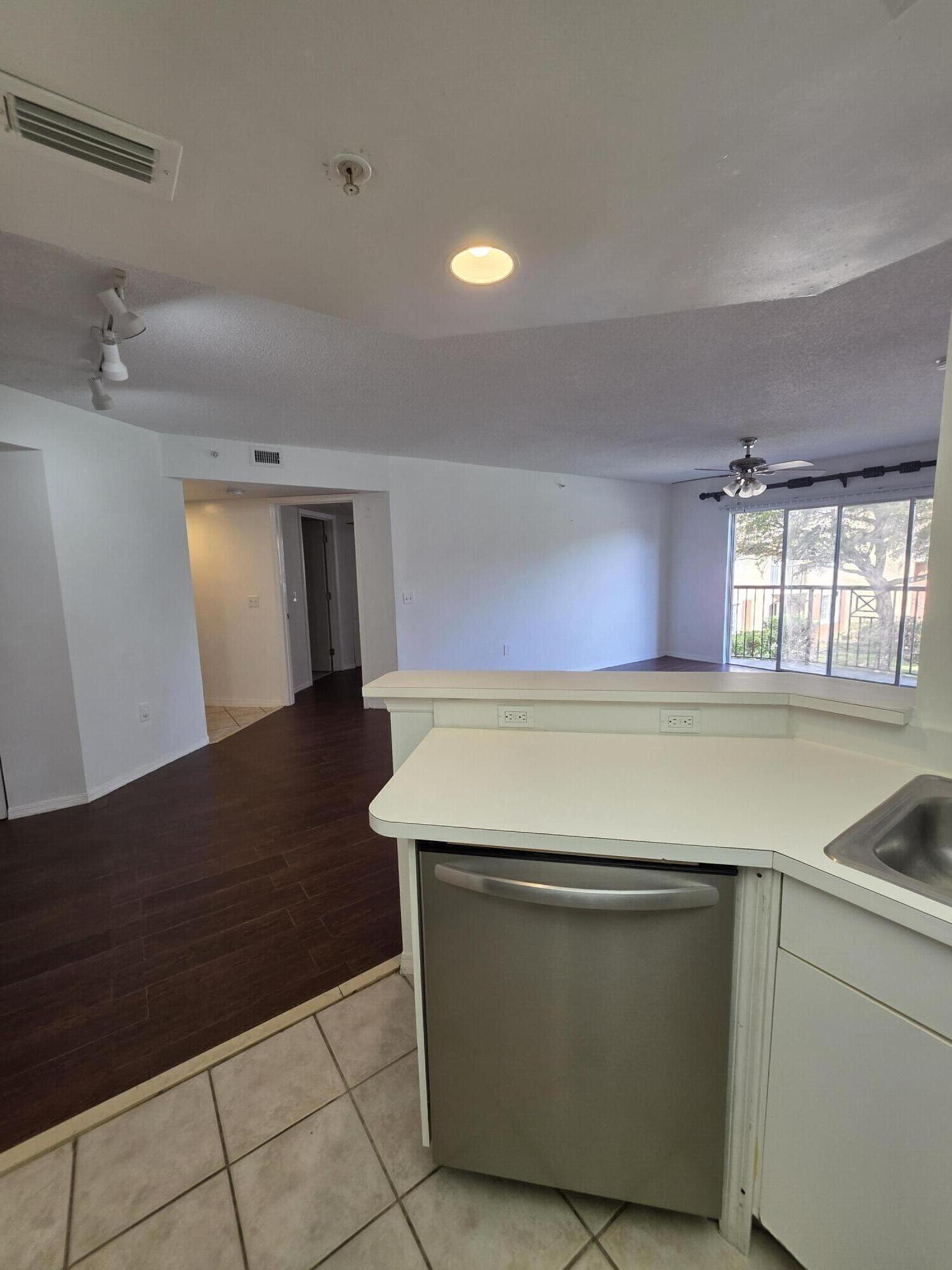 GRAND ISLES CONDO - Residential Lease