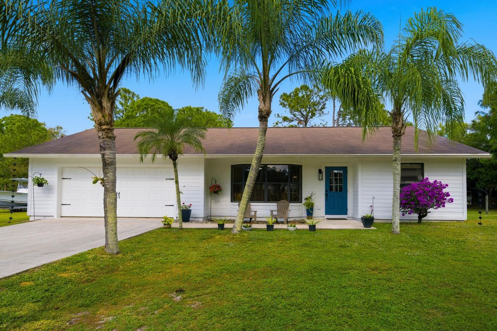 Photo of 13929 150th Court N, Jupiter, FL 33478 (MLS # R11152409)