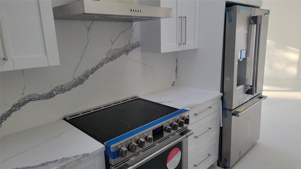 Jacaranda Prcl 274 132-8 - Residential Lease