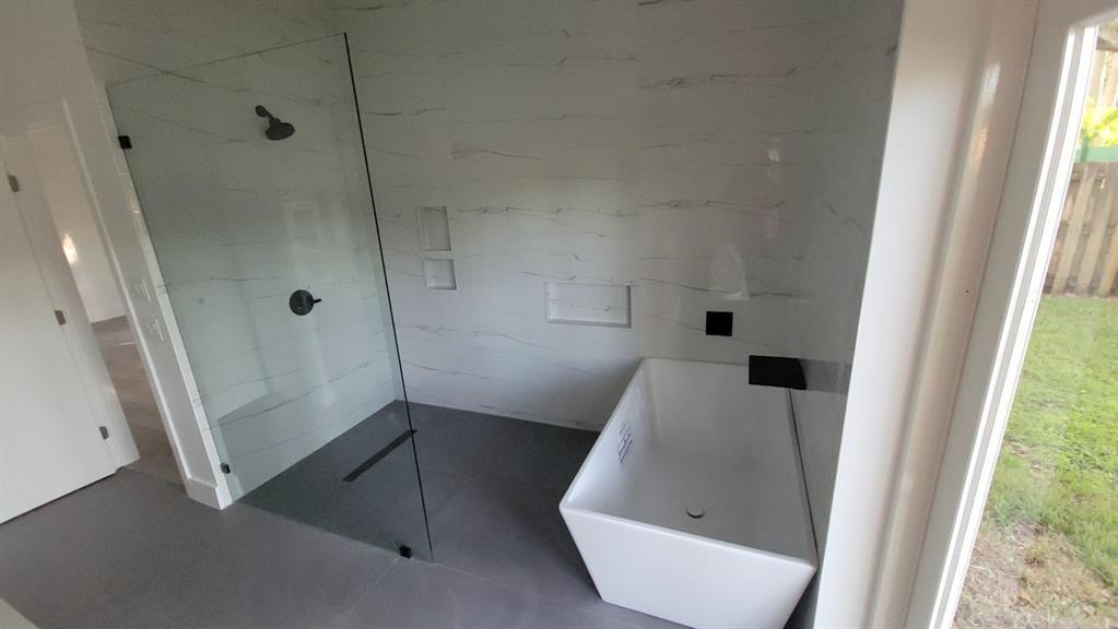 Jacaranda Prcl 274 132-8 - Residential Lease