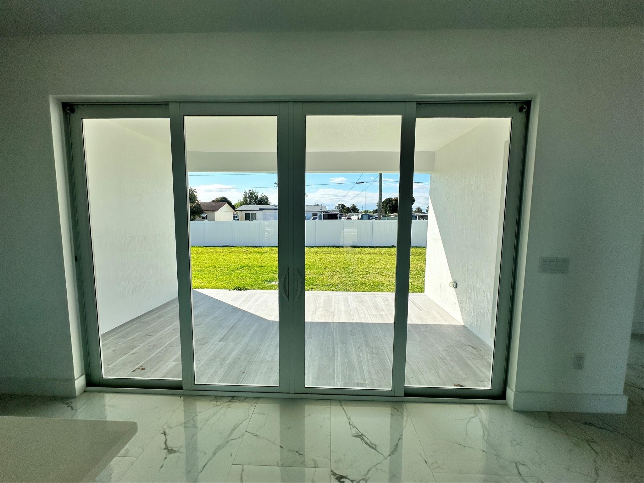424 NW 10th Ave.