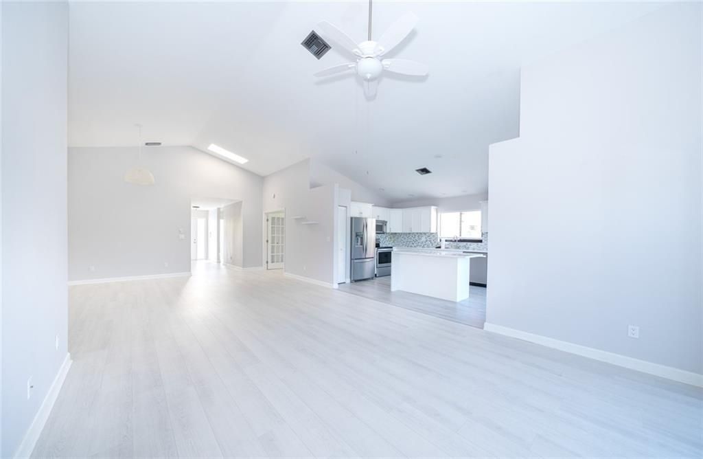 Photo of 175 Executive Cir, Boynton Beach, FL 33436 (MLS # F10356380)