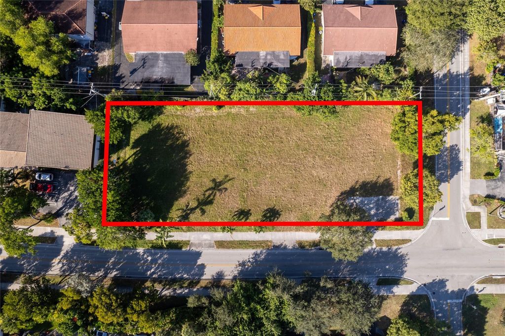 Photo of 3990 Woodside Drive, Coral Springs, FL 33065 (MLS # F10474322)