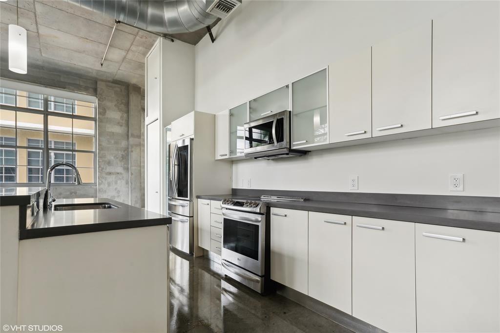 Avenue Lofts Condo Five - Residential Lease