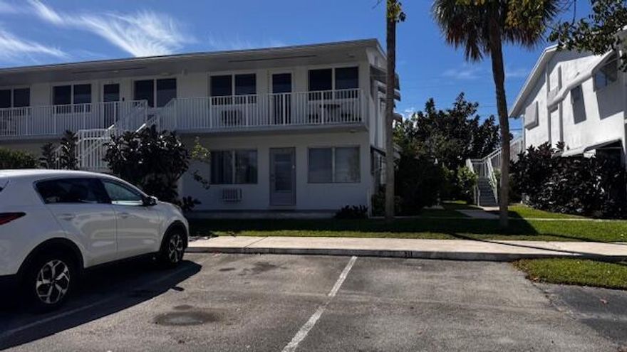 Great location, comfortable, fully furnished 2bed/1bth condo in a quiet and safe community. 5 minutes from the beach, walking distance to shopping and dining, walking distance to Holly Cross hospital. Easy to show.