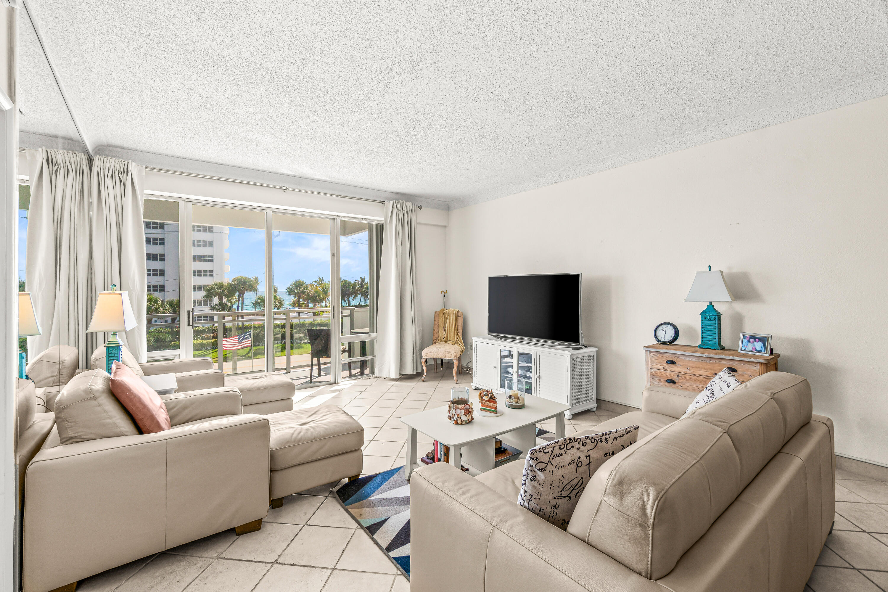 BOCA REEF CONDO - Residential