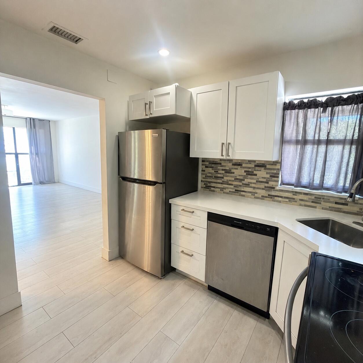 2540 N CARAMBOLA Circle N 1831