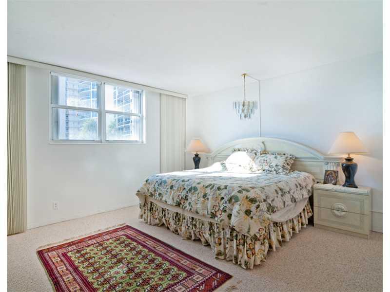 GALT TOWERS - Residential