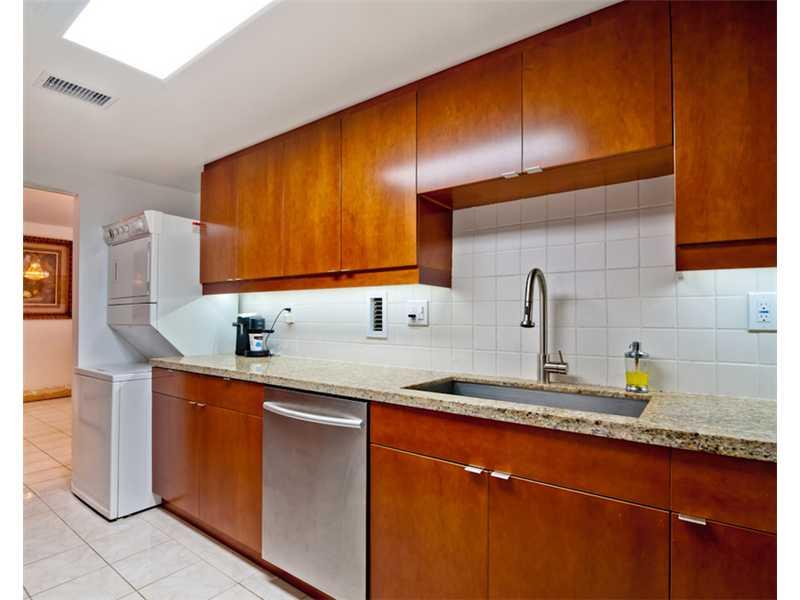 GALT TOWERS - Residential