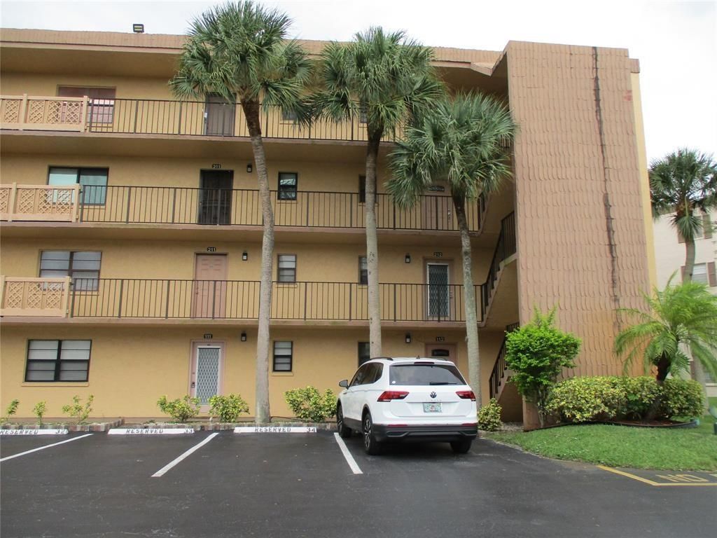 Photo of 9370 SW 8th Street # 312, Boca Raton, FL 33428 (MLS # F10539148)