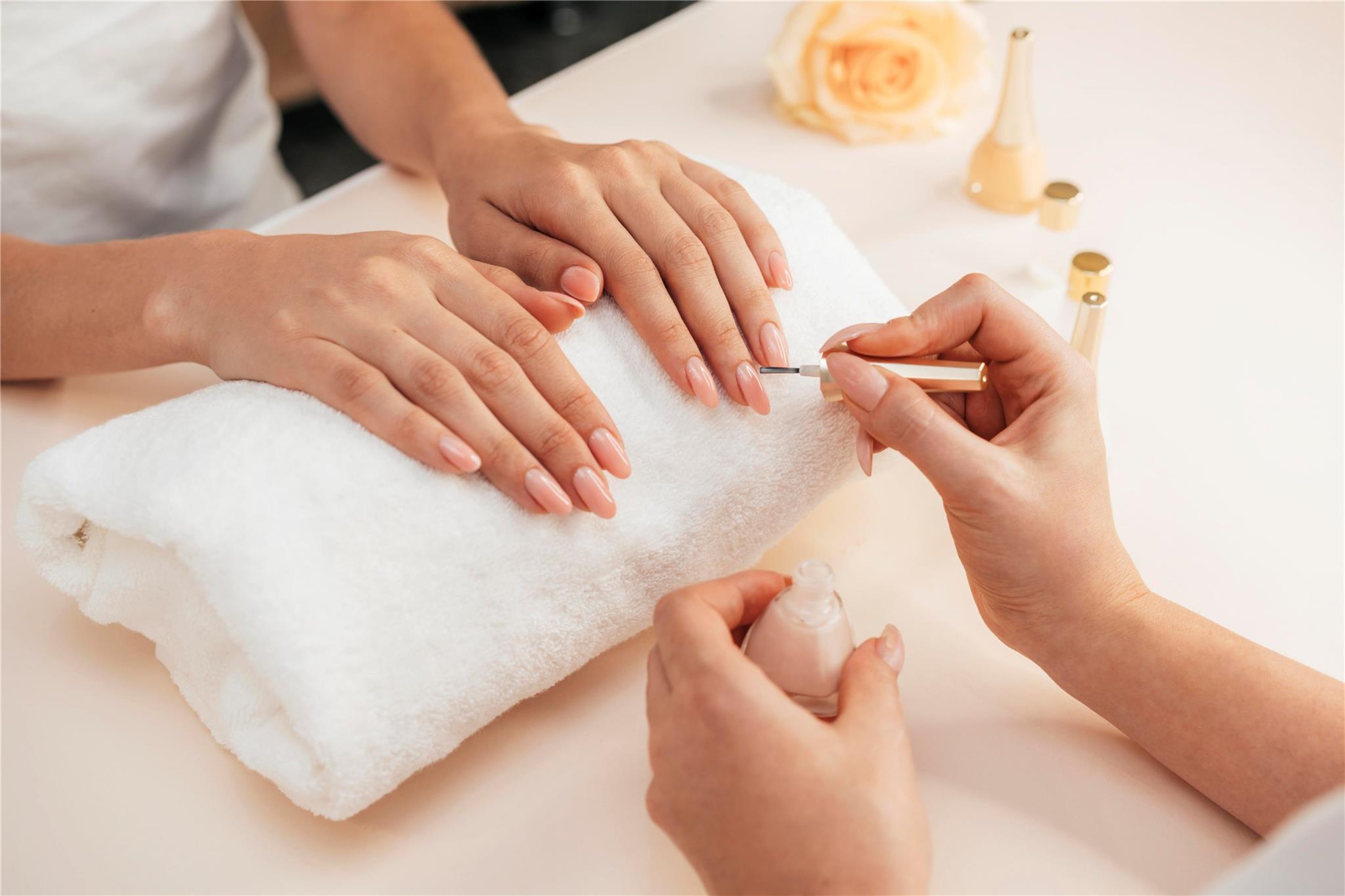Discover an exceptional opportunity to own a thriving nail salon in the heart of Homestead, Florida! This turnkey business boasts a great buildout with modern, stylish décor and top-of-the-line equipment, creating an inviting atmosphere for clients. The team consists of skilled nail technicians and support staff who are passionate about their craft and contribute to the salon’s stellar reputation. With great customer service as a cornerstone, the business enjoys a loyal clientele and glowing reviews, making it a standout in the community. The amazing lease provides stability and low overhead in a high-traffic location. Ideal for an owner-operator or investor, this business may qualify for E2 visa, making it a perfect fit for international buyers seeking a profitable venture in the U.S.