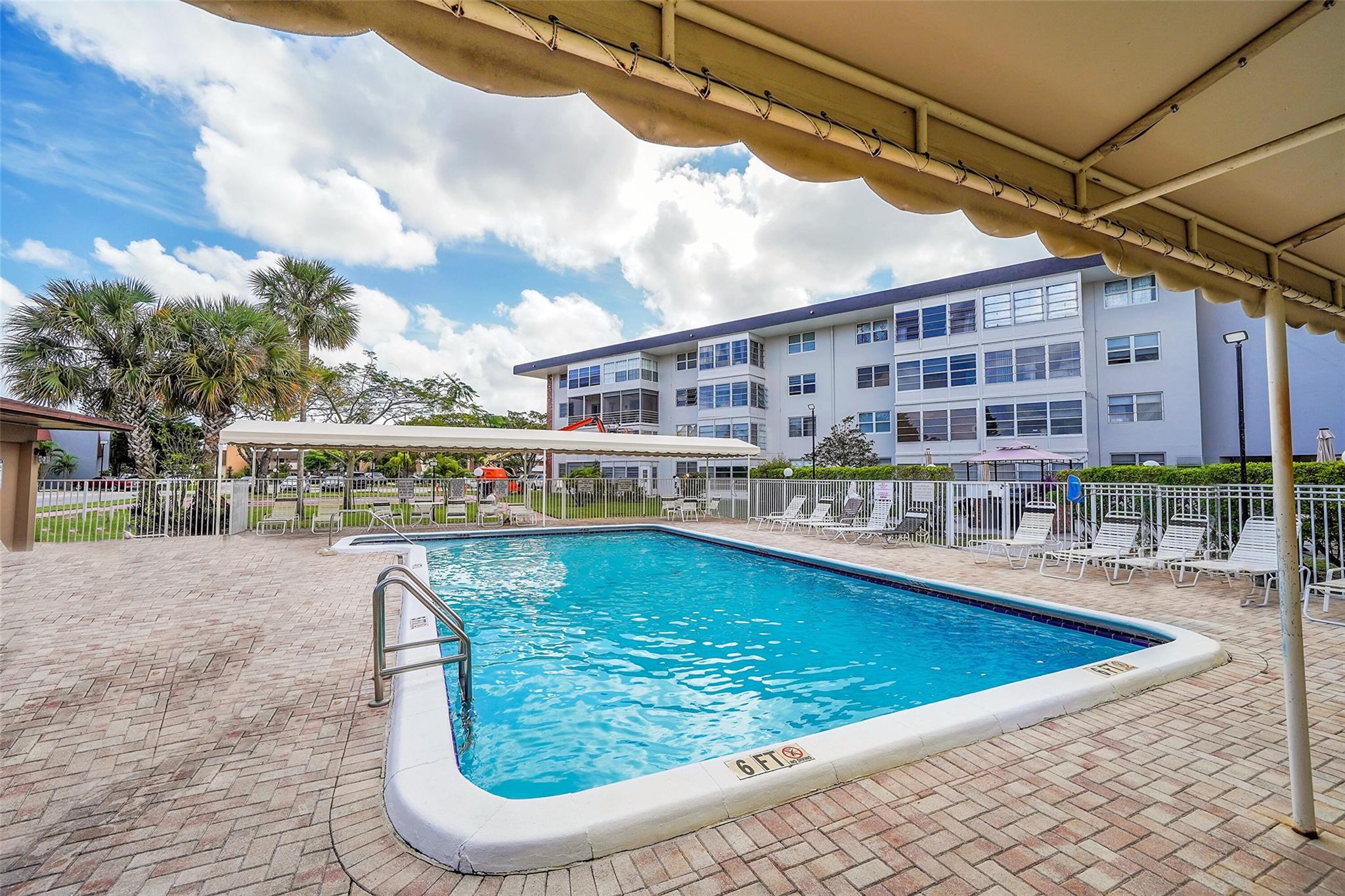 Lauderdale Oaks - Residential Lease