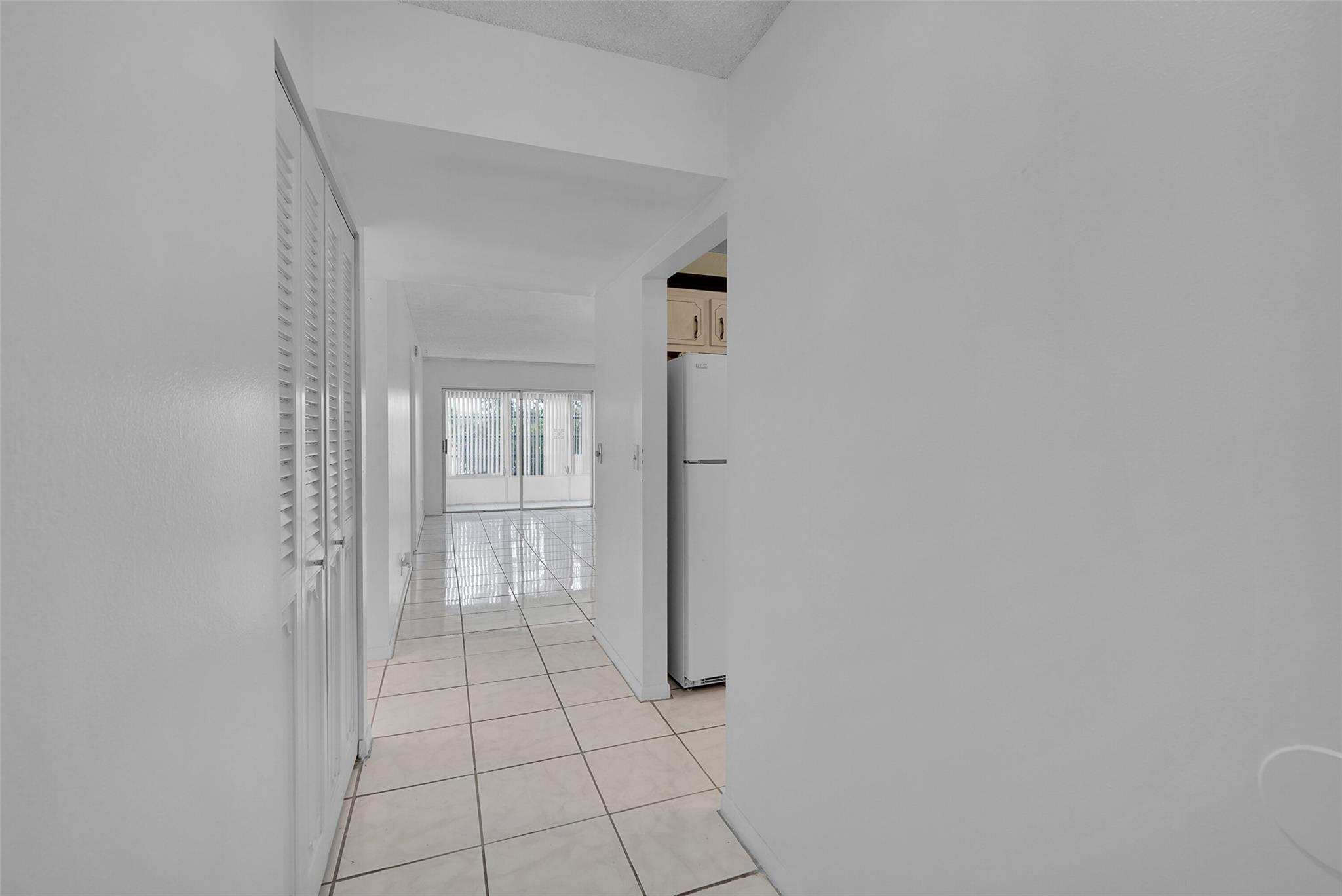 Lauderdale Oaks - Residential Lease