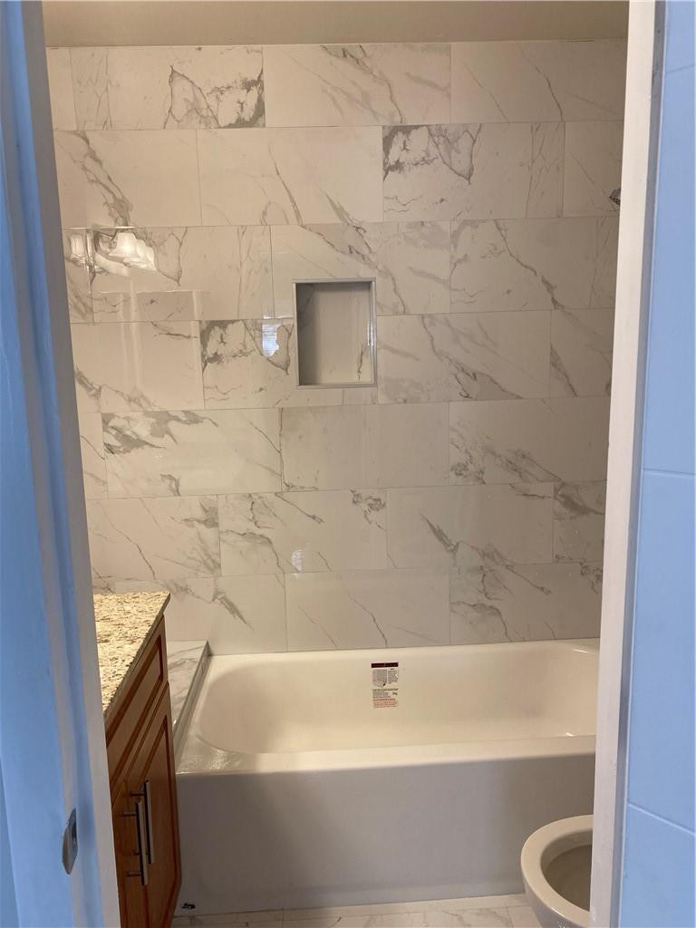 ARRO CONDO - Residential Lease