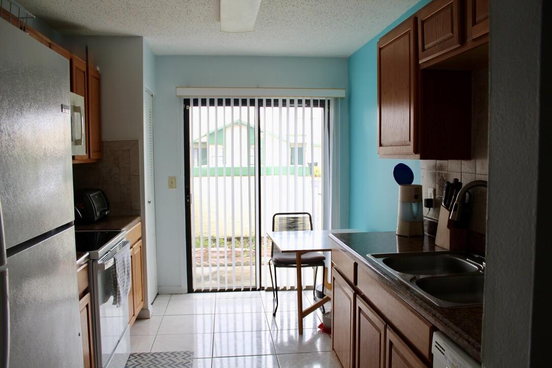 VILLAS OF WINDMILL POINT I - Residential