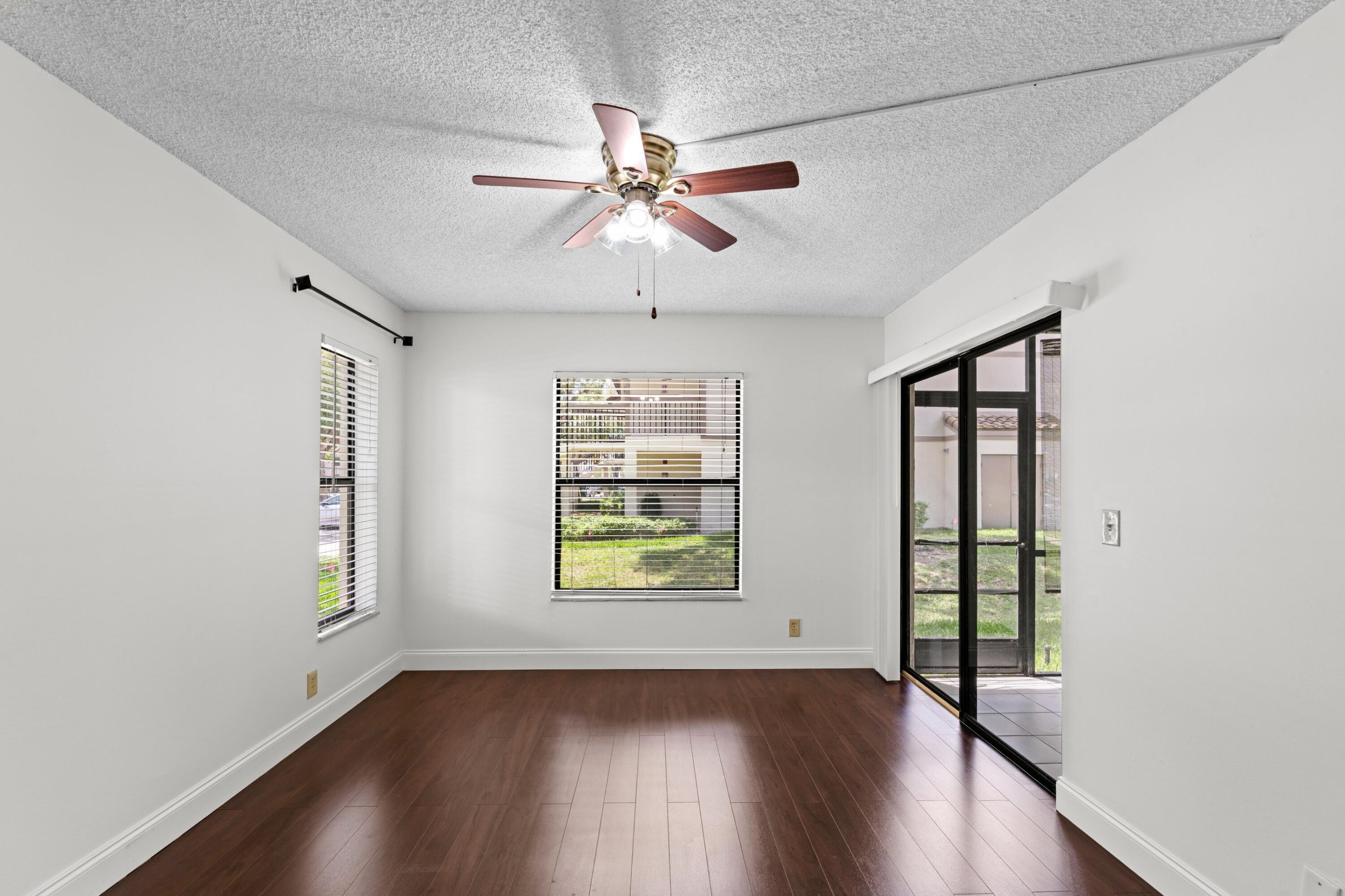 PARK AT WINDWOOD CONDO - Residential
