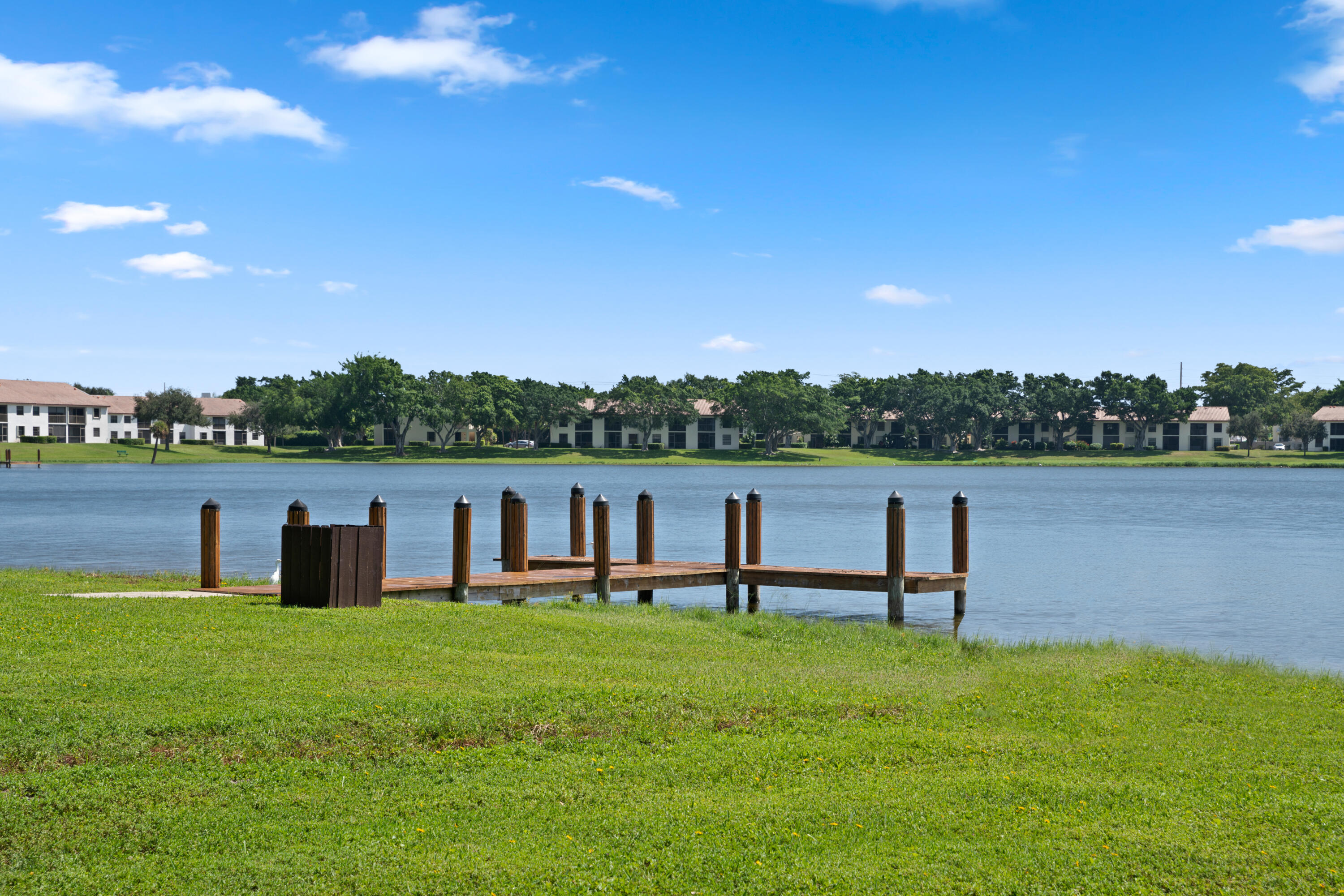 PARK AT WINDWOOD CONDO - Residential