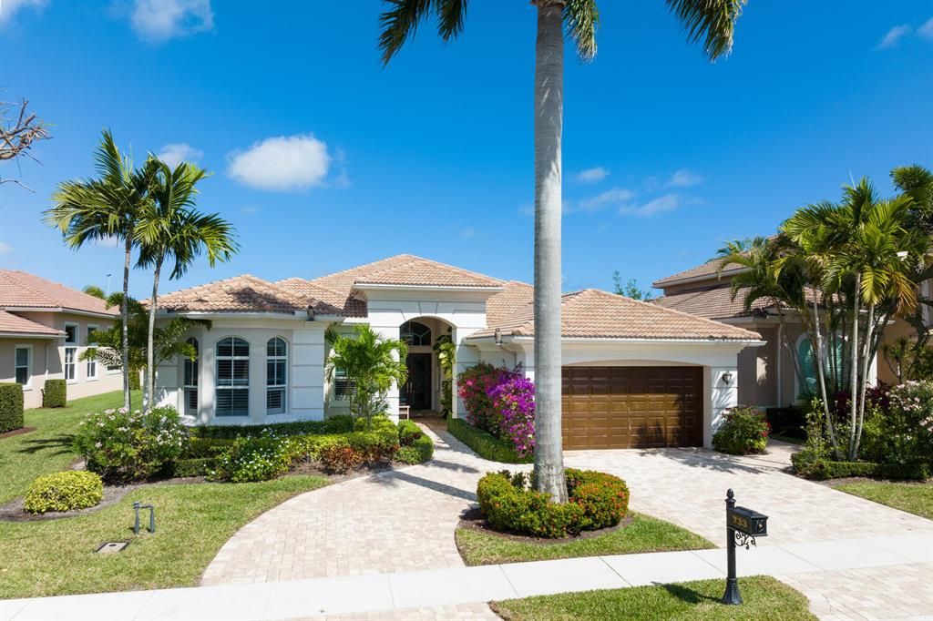 Photo of 733 Cote Azur Drive, Palm Beach Gardens, FL 33410 (MLS # R10779977)