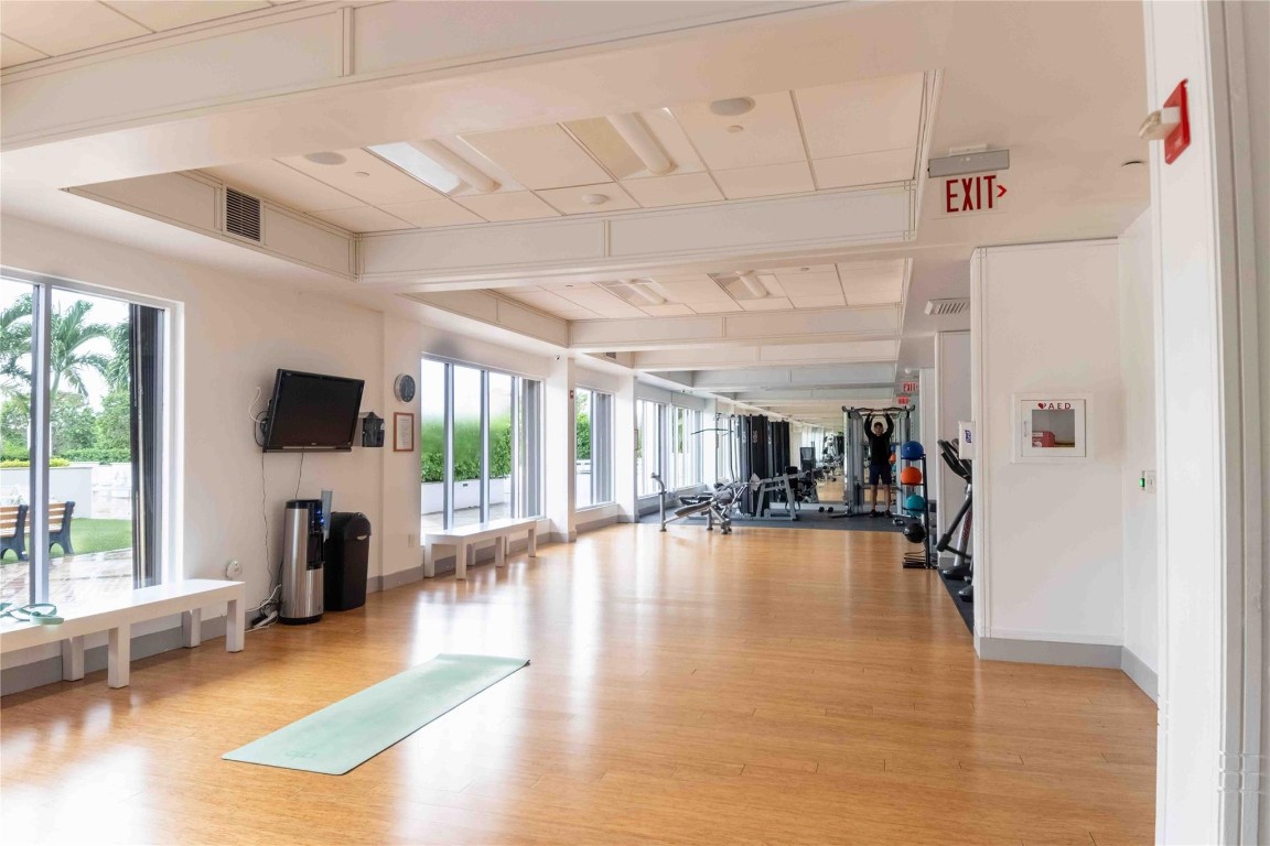 ADMIRALS PORT CONDO - Residential