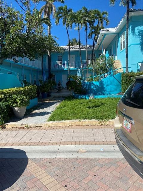 321 Minnesota St Hollywood FL 33019