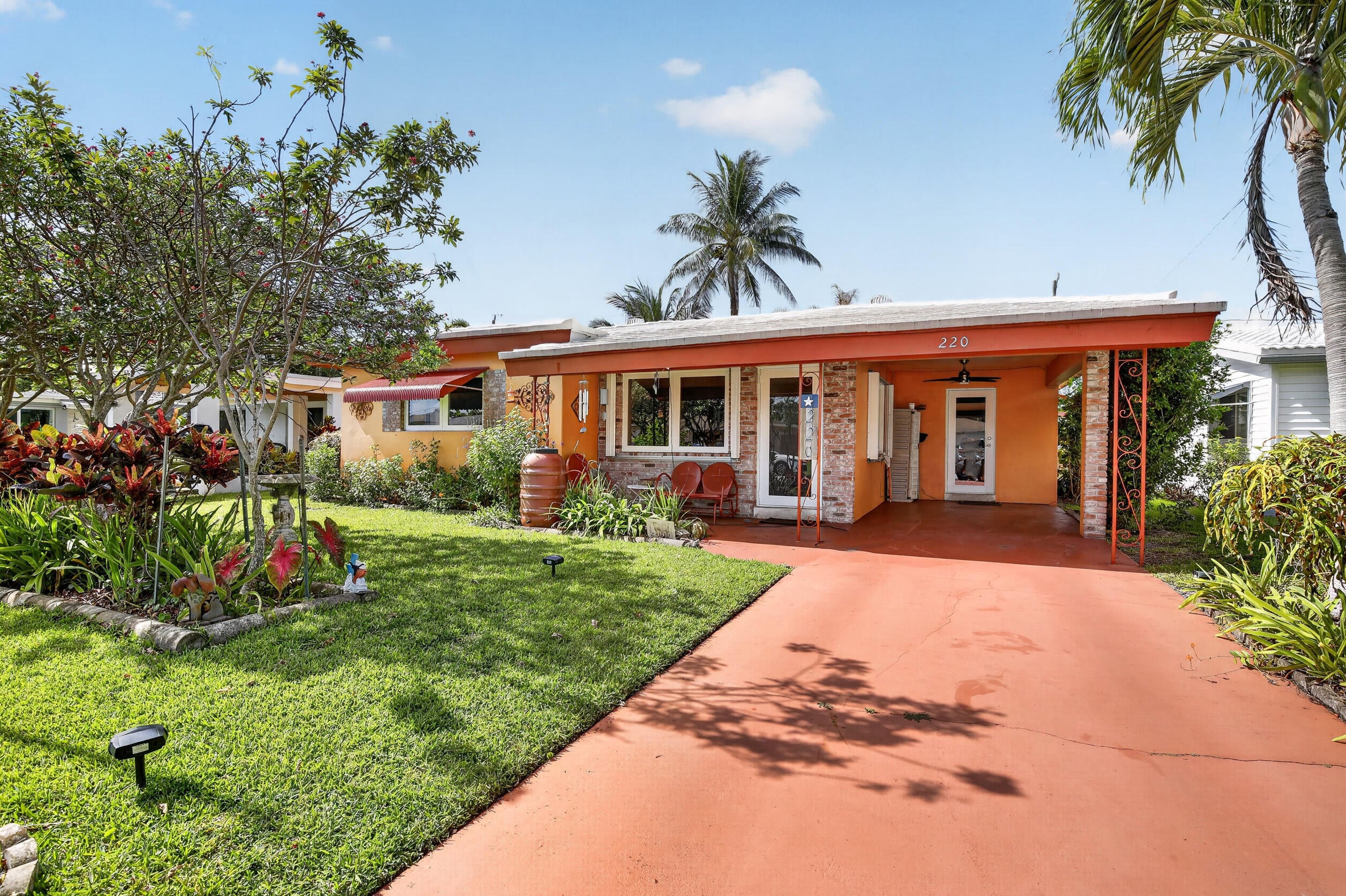 220 NW 48th Street
