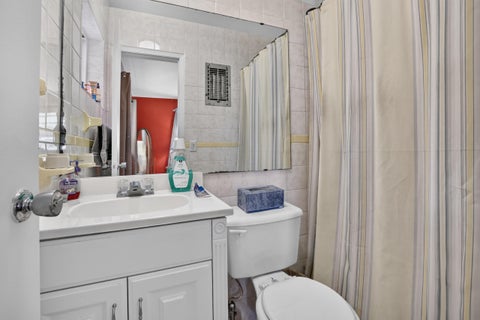 Tiny photo for 220 NW 48th Street, Oakland Park, FL 33309 (MLS # B26046958)