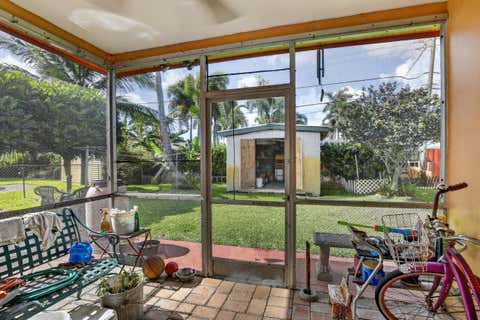 Tiny photo for 220 NW 48th Street, Oakland Park, FL 33309 (MLS # B26046958)