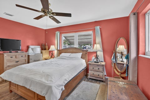 Tiny photo for 220 NW 48th Street, Oakland Park, FL 33309 (MLS # B26046958)