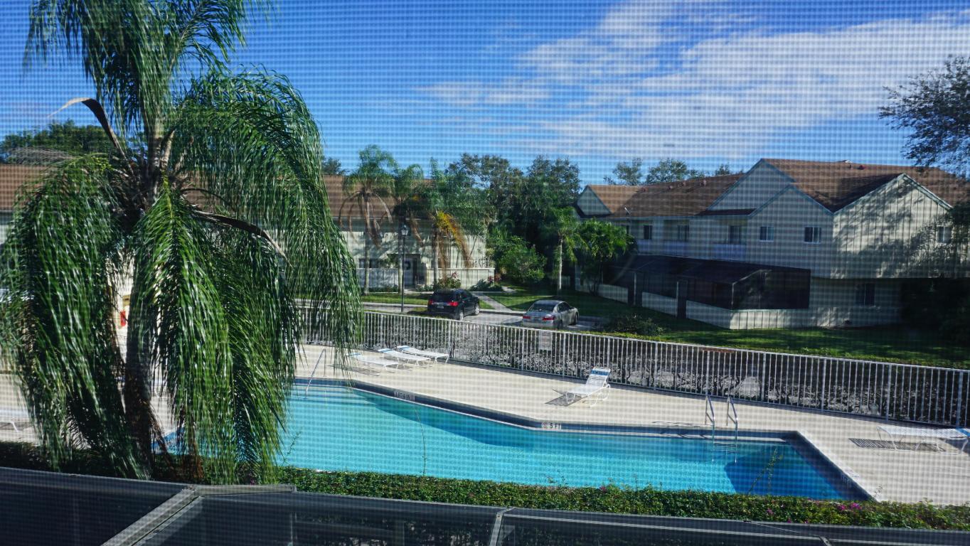 RIVERWALK - Residential