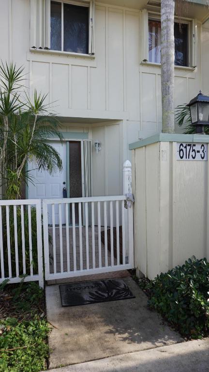 RIVERWALK - Residential