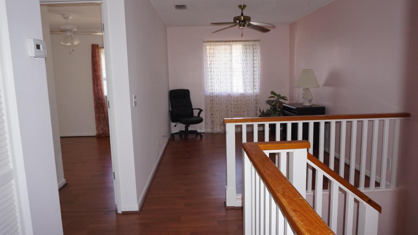 RIVERWALK - Residential