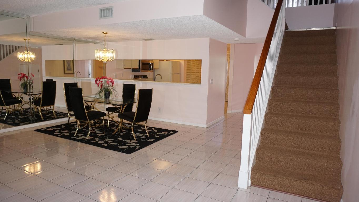 RIVERWALK - Residential