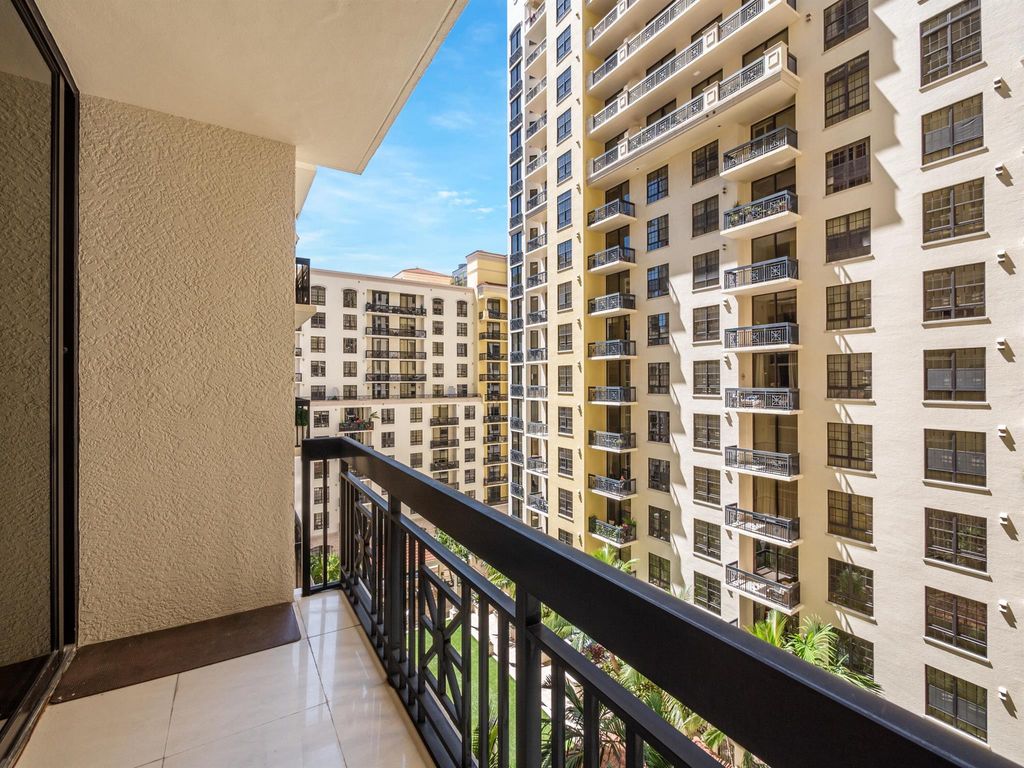 Photo of 701 S Olive Avenue #1012, West Palm Beach, FL 33401 (MLS # R10997440)