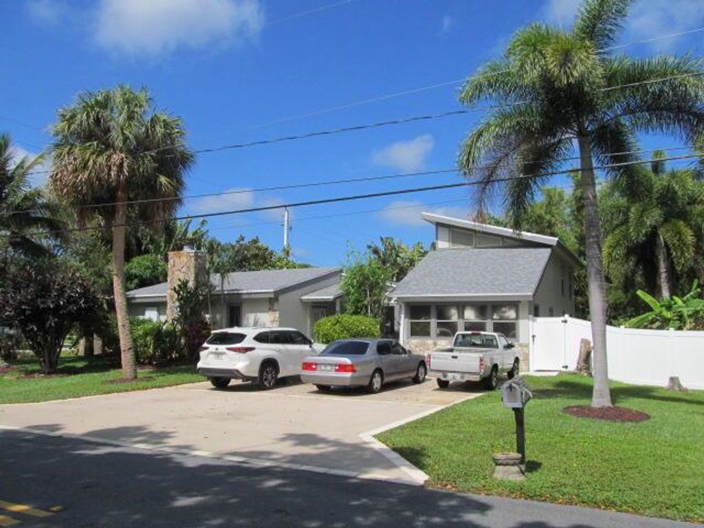 Photo of 6109 Cassia Drive, Fort Pierce, FL 34982 (MLS # R11054731)