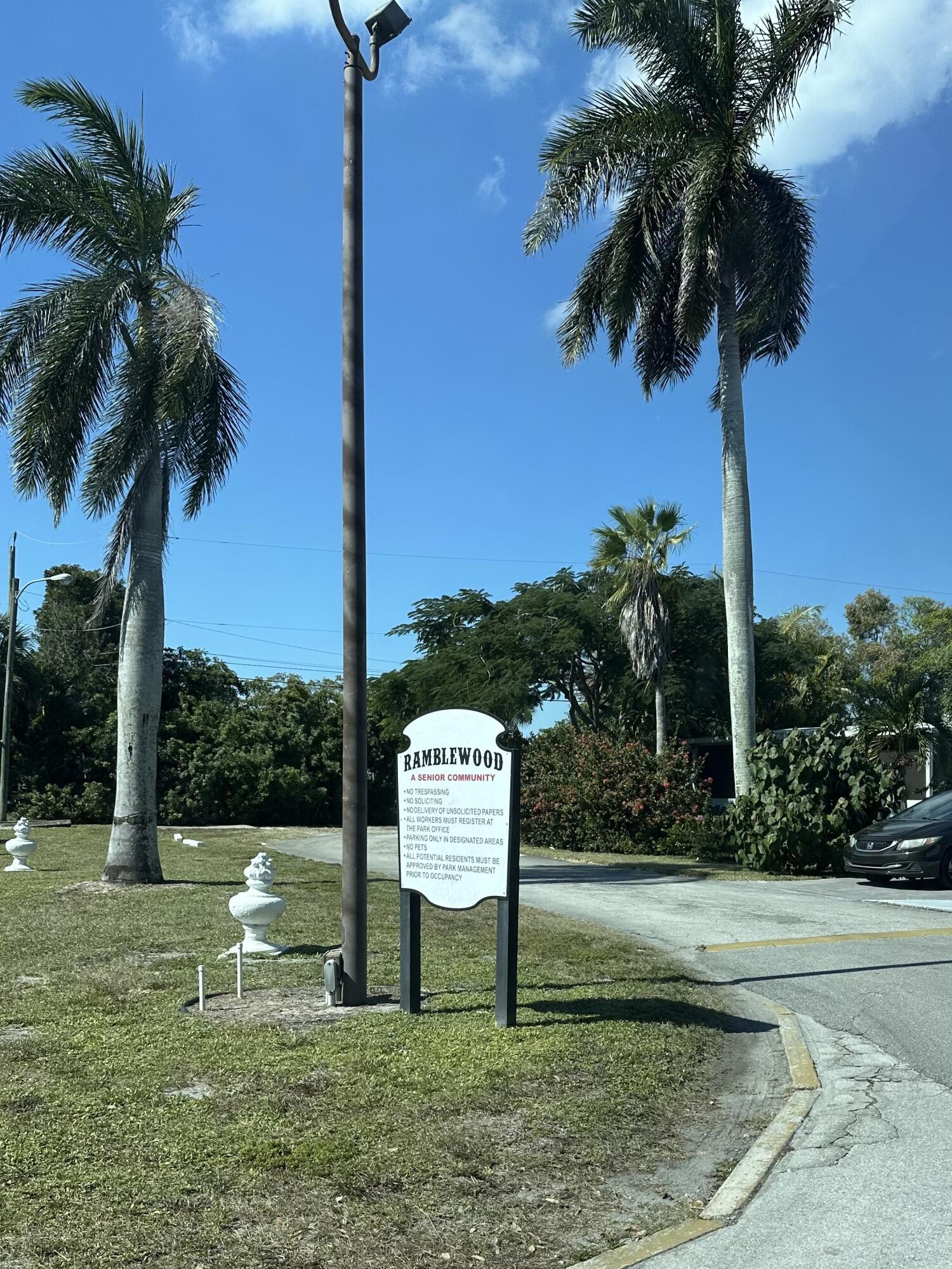 MODEL LAND CO - Residential Lease