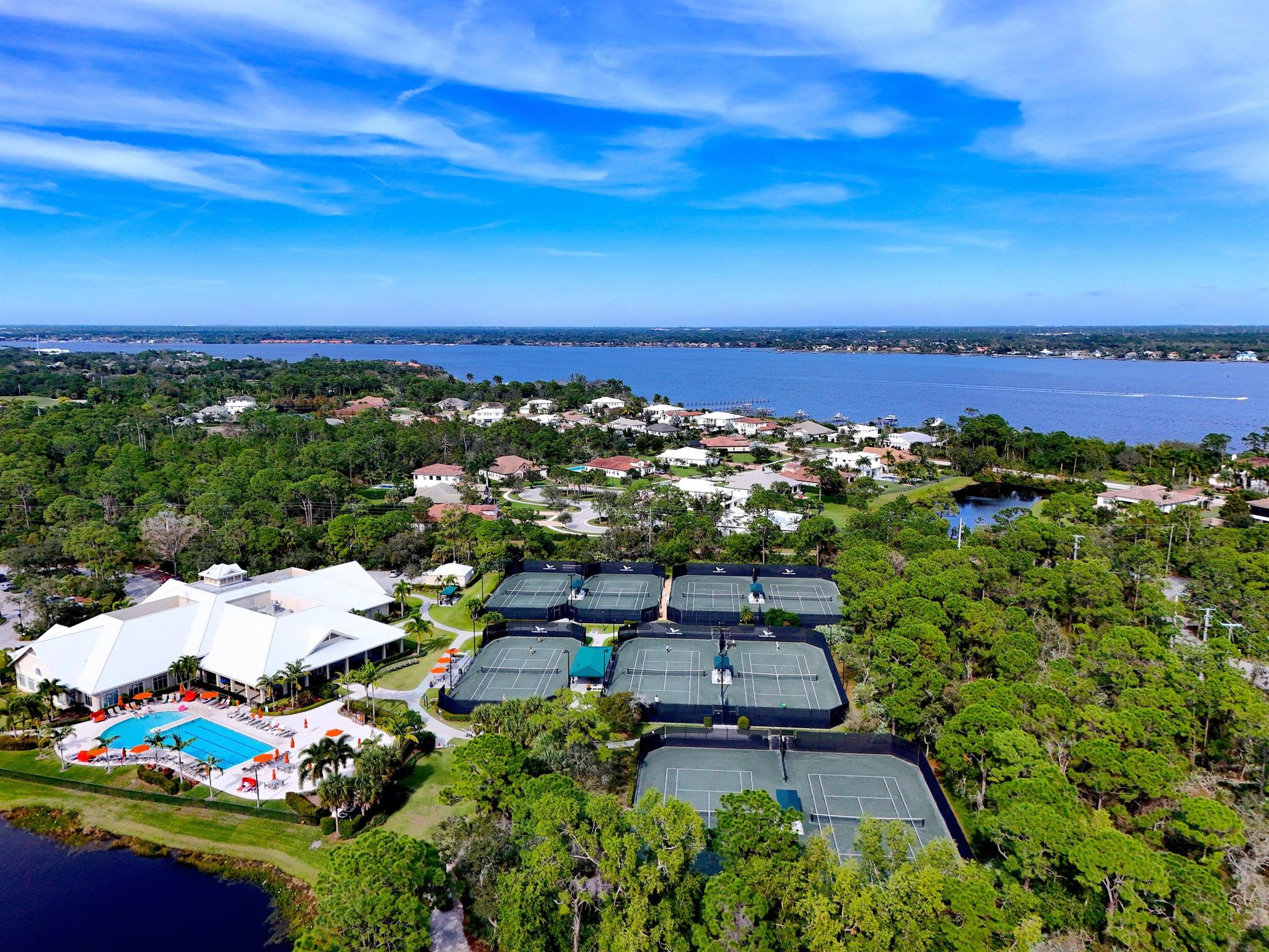 Harbour Ridge Yacht & Cou - Residential