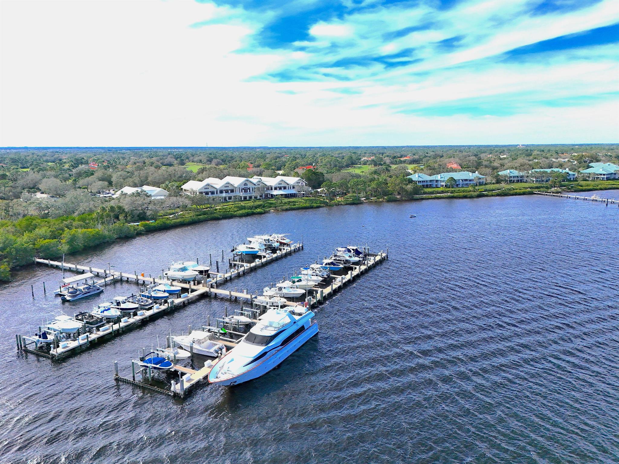 Harbour Ridge Yacht & Cou - Residential